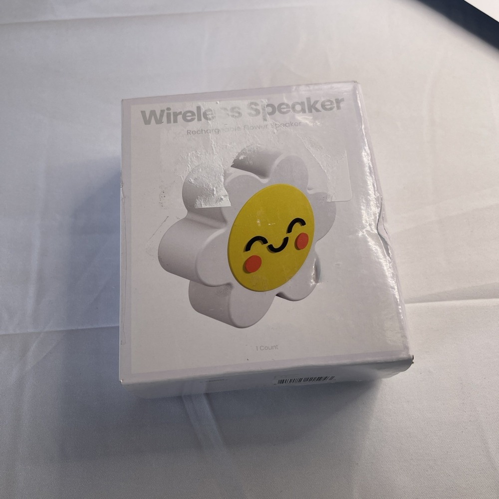 Wireless Rechargeable Flower Shaped‎ Portable Speaker White Yellow USB Micro-USB